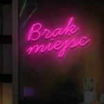 Napis LED Brak miejsc