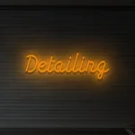 Neonowy napis Detailing