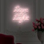 Neonowy napis Love & Light