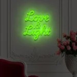 Neonowy napis Love & Light