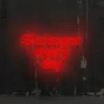 Napis neonowy Stronger Every Day