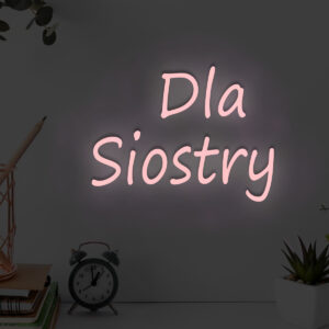 Jasnoróżowy