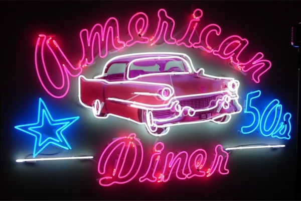 neon-samochod-american-diner-retro-roz-reklama-klub